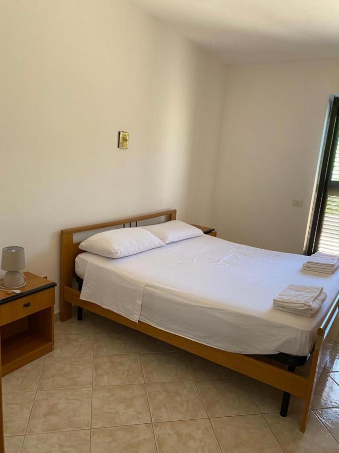Ferienwohnung Casa Vacanze Foce Varano Exterior foto